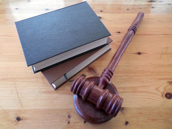 Prawnicy a praktyczne aspekty prawa cywilnego. Co warto wiedzieć?